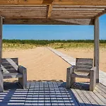 Amazing Home In La Faute-Sur-Mer Ferienhaus La Faute-sur-Mer